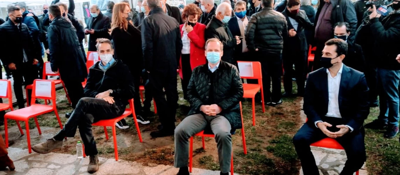 Κυριάκος Μητσοτάκης: Επίσκεψη του πρωθυπουργού σε Τρίκαλα και Καρδίτσα - Στην αυλή του μουσείου Τσιτσάνη η ομιλία του